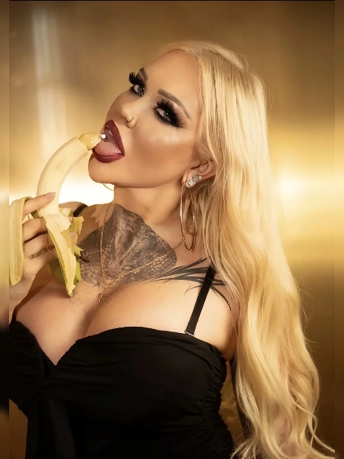НОВАЯ ASS🍑🍑🍑ДА,ОНА ТЕПЕРЬ ЕЩЕ БООООЛЬШЕ МОИ БЕДРА 130 см😱ВСЕ НЕРАВНОДУШНЫЕ МАЛЬЧИКИ И ДЕВОЧКИ можете наблюдать за Моими событиями в инсте...