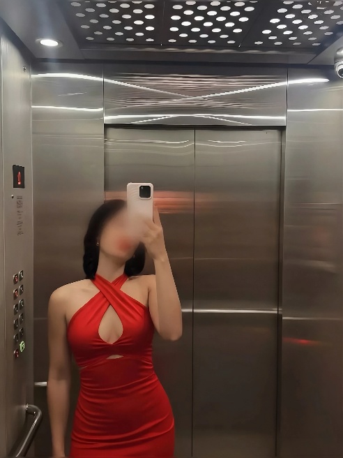 Элегантная дама с природным шармом 💝

Моё искусство — это изысканные ласки, в которых я достигла совершенства.



Я создана для утончённы...