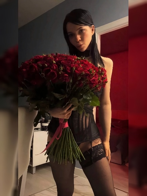 Я на связи ! От 2 х часов все включено  +79856147415 та самая татарочка , скорее пиши мне я gfe девушка , стройная , во мне есть аура кот...