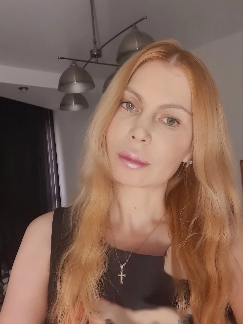 Реальная ИНДИ .  Есть вирт  500р .   Имеется приложения MАХ  INO , Zangi , Video Call , Телемост , Face Time ,    и VPN для  Whatsapp и т...