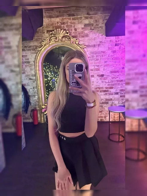 Испытай настоящий экстаз с нежной и развратной девочкой😉❤

В общении я открыта, веселая и немного кокетливая — всегда готова поделиться у...