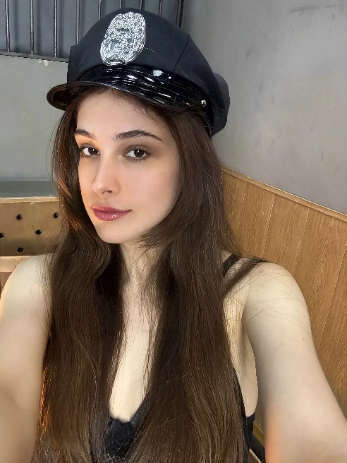 МБР С ОКОЧАНИЕМ НА ГРУДЬ ВКЛЮЧЁН В ЧАС 😘 

И другие вкусные услуги включены в мое время 🍒🍓💋

Катаю на сноуборде и всегда на позитиве, зар...