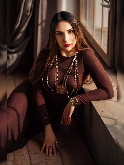 Пламя желания 🔥💋
Я подхожу ближе, позволяя тебе почувствовать жар моего тела… мои губы так близко к твоим, но я еще не позволяю им сопри... Пламя желания 🔥💋
Я подхожу ближе, позволяя тебе почувствовать жар моего тела… мои губы так близко к твоим, но я еще не позволяю им сопри...