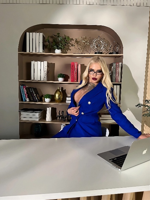 С 29 ЯНВАРЯ В ПИТЕРЕ

НОВАЯ ASS🍑🍑ДА,МОЯ 🍑ТЕПЕРЬ ЕЩЕ БООООЛЬШЕ🤭🤭 ВСЕ НЕРАВНОДУШНЫЕ МАЛЬЧИКИ И ДЕВОЧКИ можете наблюдать за Моими событиями...