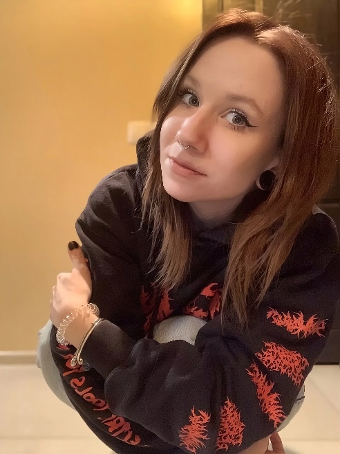 💗Со мной ты вернешься в студенческие годы . Встреча в подьезде на Бауманской. Экстрим . Пишите .