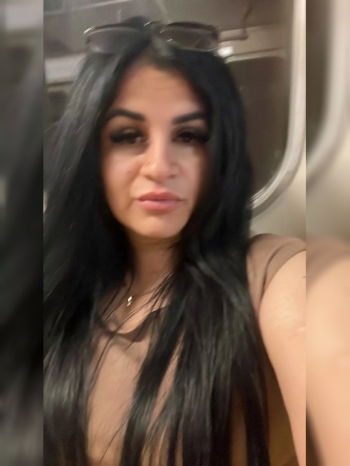 Грех не попробовать… Я знаю толк в удовольствии 💋



34 года — идеальный возраст для страсти! Я раскованная, опытная и точно знаю, как сд...