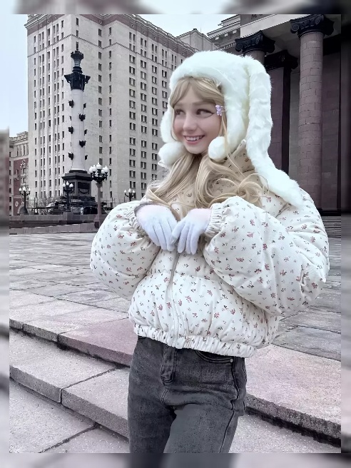 Хотелось бы найти постоянных клиентов:) Свободного времени мало из-за учебы, поэтому надо заранее договариваться. Учусь в самом топовом В...