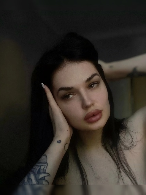 Яркая и Горячая ❤🔥🔥

Я сделаю все что бы ты окунулся в атмосферу отдыха и провел классно время со мной 🤪

Все твои желания будут предусмо...