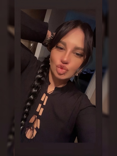 Всегда рада вашим звонкам и горячим встречам!🥰
Можешь написать, обсудим и договоримся заранее ✍
Предпочитаю , как огненные встречи с о... Всегда рада вашим звонкам и горячим встречам!🥰
Можешь написать, обсудим и договоримся заранее ✍
Предпочитаю , как огненные встречи с о...