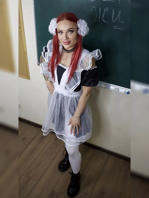 Привет! Хочу пригласить тебя к себе, у меня классная хата, чистая и уютная, всего 7 минут от метро. Могу взять предоплату. Если интересно... Привет! Хочу пригласить тебя к себе, у меня классная хата, чистая и уютная, всего 7 минут от метро. Могу взять предоплату. Если интересно...
