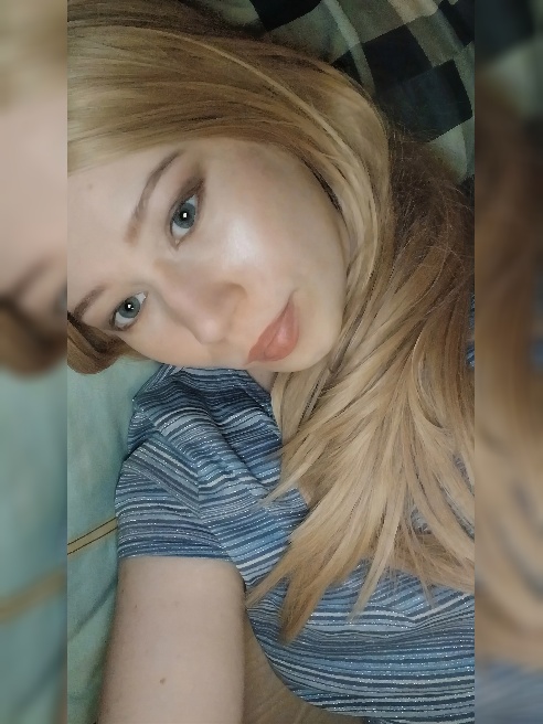 Отвечаю сама, сладкая киска только на выезд😍

Всегда свежие фоточки без коррекции внешности))

Кончаю сокращаю киску, узкая киска...
