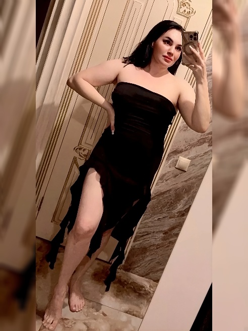 Желание переполняет меня 🔥, стоны становятся всё громче.

Я сама тянусь к тебе 💦, прошу жёстче, быстрее.

В этот миг я твоя полностью 💋.