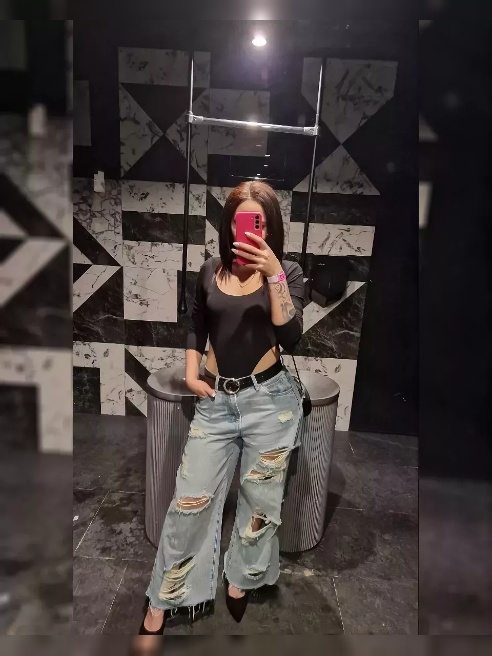 Латиноамериканская, красивая, горячая девушка которая готова на многое 🥰 Безумно жду приглашений в гости, люблю секс, я вам не дам заскуч... Латиноамериканская, красивая, горячая девушка которая готова на многое 🥰 Безумно жду приглашений в гости, люблю секс, я вам не дам заскуч...