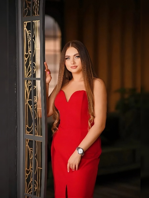 Я опущусь на колени перед тобой🍑🔥, мои глаза встретятся с твоими, и ты увидишь в них огонь желания. Мои губы💋 начнут медленно обхватывать...