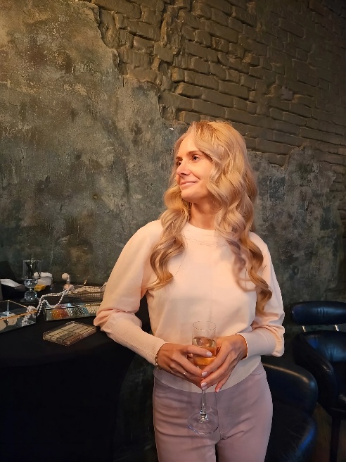 СЕКС МАШИНА ♥ Приветствую, дорогие и любимые мужчины!)💋

Нимфа готовая на любые соблазны!

Веселая, раскрепощенная, заводная... Раскрой...