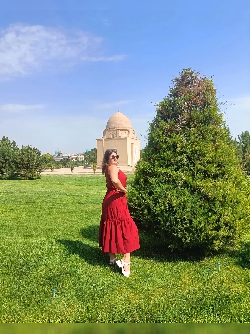 Сладкая девочка)🌺Шатенка с карими глазами)Окончила университет по специальности тренер по лыжному спорту.Люблю путешествовать и веду акти...