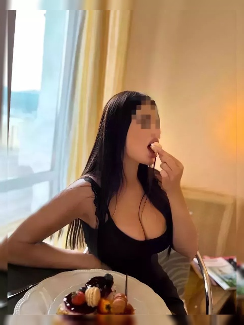 Приветик! Я Адель💋, а как тебя зовут?) Давай поиграем вместе во взрослые, пошлые и развратные игры! ) Обожаю получать удовольствие сама и... Приветик! Я Адель💋, а как тебя зовут?) Давай поиграем вместе во взрослые, пошлые и развратные игры! ) Обожаю получать удовольствие сама и...