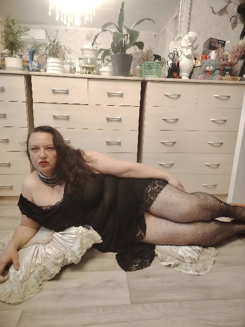 Живая и настоящая....не капризная и не ноющая)))) всегда за любой кипиш 😊😊 Живая и настоящая....не капризная и не ноющая)))) всегда за любой кипиш 😊😊