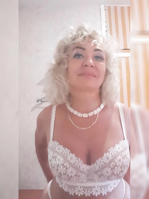 Душевный прием, хорошее настроение , заряд бодрости и позитива! Не отказывайте себе в удовольствии! Обнимаю!