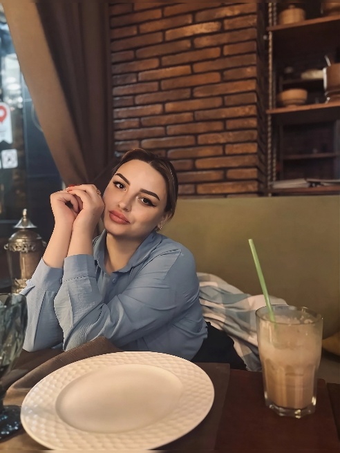 Просьба, сразу писать что вы хотите, долгих переписок  просто так не веду. Если нужен вирт или страстный диалог- это все за деньги ) Так...