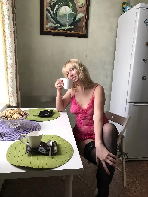 Люблю дарить удовольствие и получаю его сама, кончая многократно!

При взаимной симпатии способна на большее, чем заявлено в анкете!)

По...