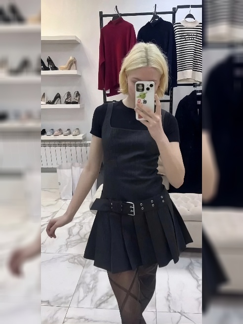 Я работаю в театре и не всегда могу отвечать на звонки: пишите в Whatsapp или в телегу.

Спасибо за понимание...