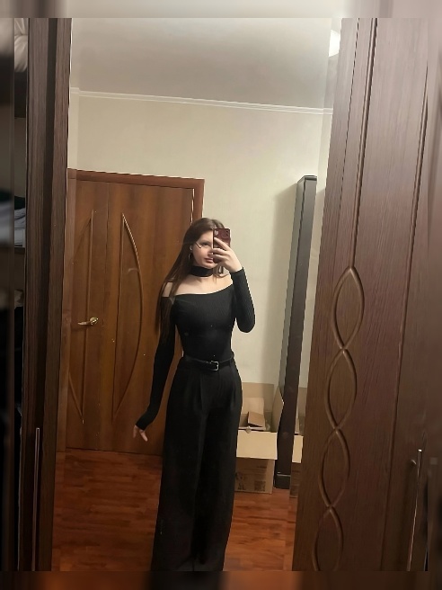 💕💕Школьница-непослушница🍑 💕почти ВСЕ ВКЛЮЧЕНО✅ 🏡Родители уехали на дачу, дома никого 😏💦



Домашка не сделана, но настроение отличное🍌🚫...