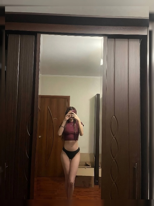 💕💕Школьница-непослушница🍑 💕почти ВСЕ ВКЛЮЧЕНО✅ 🏡Родители уехали на дачу, дома никого 😏💦



Домашка не сделана, но настроение отличное🍌🚫...