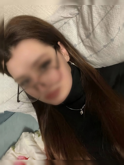 💕💕Школьница-непослушница🍑 💕почти ВСЕ ВКЛЮЧЕНО✅ 🏡Родители уехали на дачу, дома никого 😏💦



Домашка не сделана, но настроение отличное🍌🚫...
