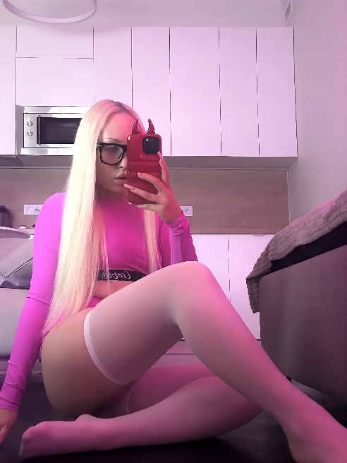 Мяу💋 я выгляжу как $учка, но на самом деле я ласковый френдли ангел🪽 ну ладно, сучка я только в постели, хах…супер gfe - девочка💦🥵 

Обож...