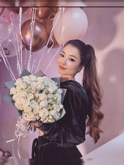Приглашу в гости щедрого и воспитанного мужчину 🖤🖤🖤.             Я молоденькая фея , 🧚 которая подарит тебе райское наслаждение 🍓🍓...