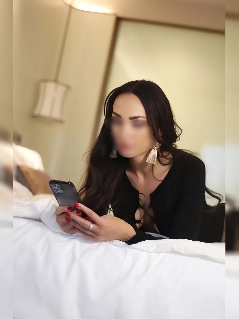 Красивая new girl🫦 Длинноногая брюнетка с упругими формами🍑 КМС проф спортсменка в прошлом🔝 Натуральная красота😍 



Привет!  Меня зовут...