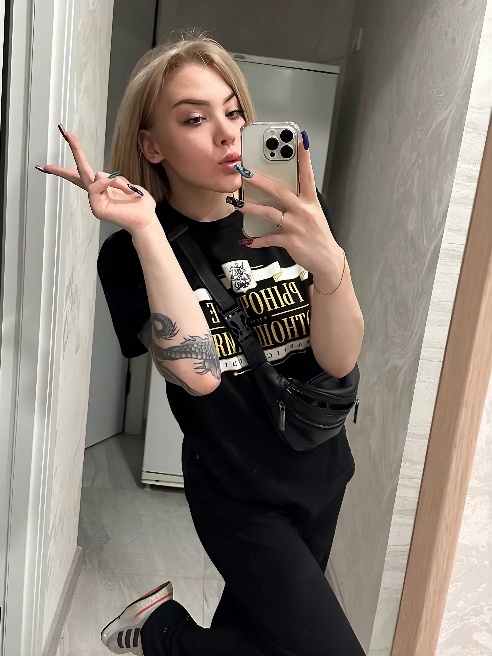 встречи только в авто или на выезд

пьяных/нариков/нерусских - НЕ ПРИНИМАЮ

групповух - нет 

оплата за такси сразу в обе стороны на карт...