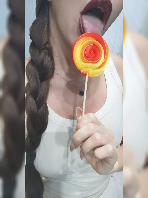 💋Приветствую Вас дорогие Мужчины!На сайте бываю редко и с большими паузами) Индивидуально!

Встречу в красивом белье, каблуки, или в пла...