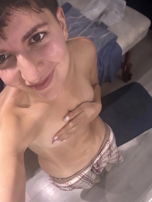 Привет! ❤



Важный момент: мне лучше писать в WhatsApp или Telegram — на звонки я не отвечаю. Оба мессенджера находятся в самом низу мое...