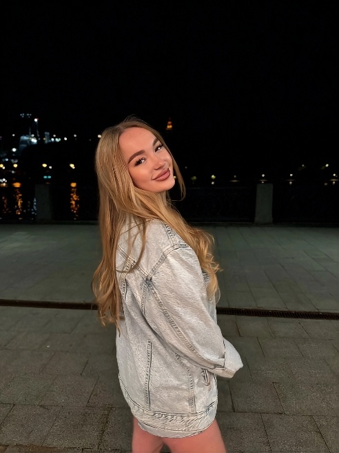очень красивая натуральная внешность baby face!!!!

для истинных гурманов естественной красоты без тюнинга!!!😍😍😍



очень люблю секс...ле...