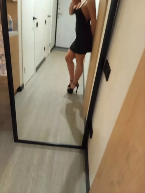 Привет, мой сладкий 😘



Я уже представляю, как твои руки скользят по моему телу, а моё дыхание становится всё чаще 💦



Мне нравится, ко...