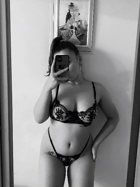 Я - идеальная любовница, муза любви и страсти! Обожаю GFE и дарю самые яркие эмоции в позе наездницы 💋

Во мне нет ни грамма, искусственн...