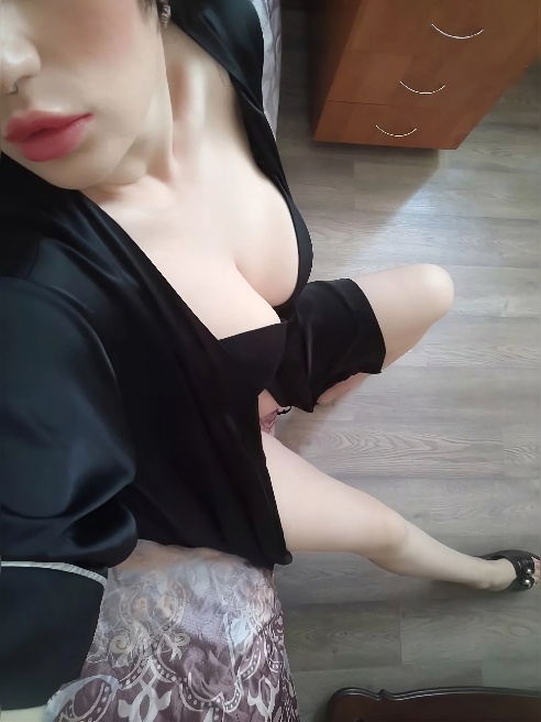 Индивидуально!Ласковая и нежная брюнетка.💕 Без комплексов!!👌

Приглашу в гости порядочного мужчину для страстного секса. Встречи индивиду...
