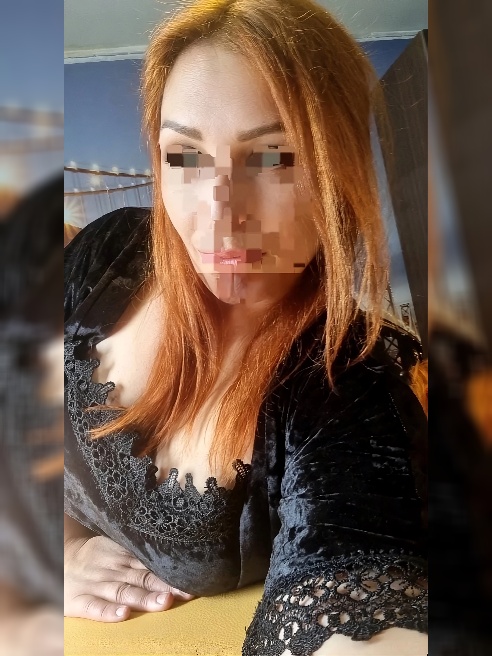 Приглашу в гости адекватного мужчину...приятно провести время...Приятная спокойная обстановка...Фото мои ...работаю индивидуально...На зв...