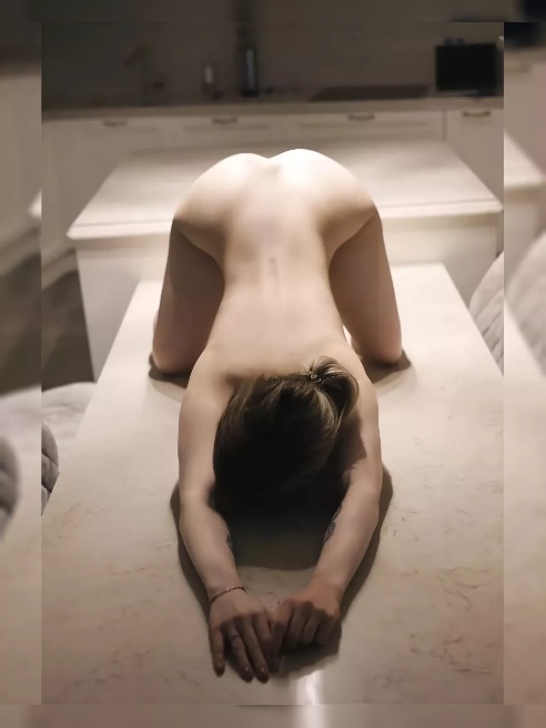 Нежная малышка, с белоснежной кожей, готова к встречи формата GFE❤ 

Очень жду именно тебя, проведем время как в сказке❤
