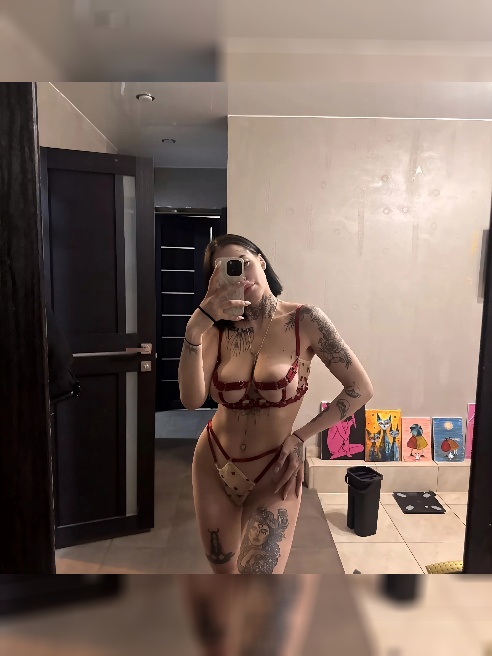 Всем привет),слишком хорошая,чтобы быть правдой🤭.100%GFE,встречу как самого хорошего и замечательного друга ,но и без шикарного минета и...