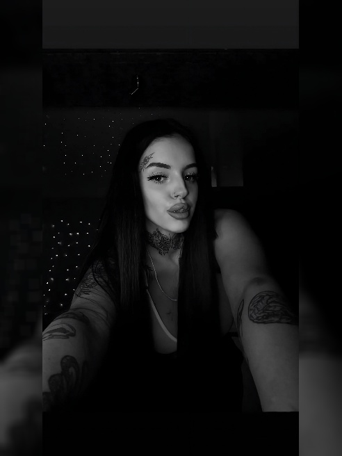 Всем привет),слишком хорошая,чтобы быть правдой🤭.100%GFE,встречу как самого хорошего и замечательного друга ,но и без шикарного минета и...