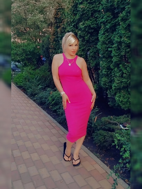 Знаю, как поднять твоего … 😏😉

Приезжай ко мне прямо сейчас!😘

Уйдешь от меня довольным и точно вернёшься ещё! 

Люблю доставлять удоволь...