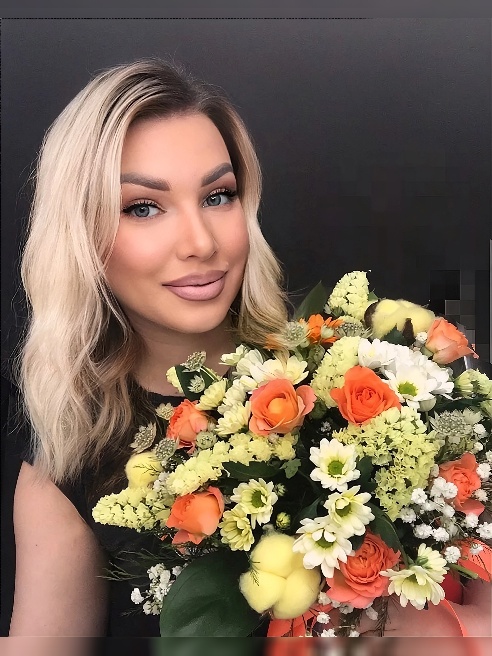 Знаю, как поднять твоего … 😏😉

Приезжай ко мне прямо сейчас!😘

Уйдешь от меня довольным и точно вернёшься ещё! 

Люблю доставлять удоволь...