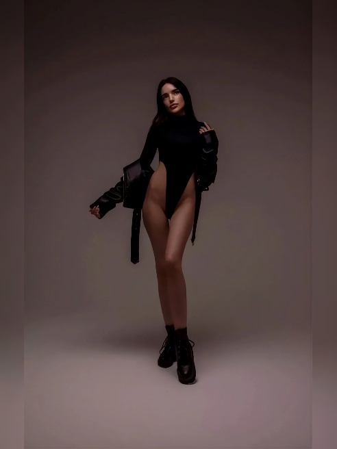 Что выберешь-нежность и ласка или чуть погрубее? Или совместим?😈 Я готова разукрасить твой день очень приятными эмоциями😝💦 

 

В одном ф...