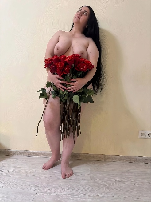 ИНДИ!БЕЗ ПОДРУГ ‼💓💓💓

Сочная малышка с крутыми аппетитными формами))) Доставлю настоящее наслаждение от ярких оргазмов. Ненасытная и похо...