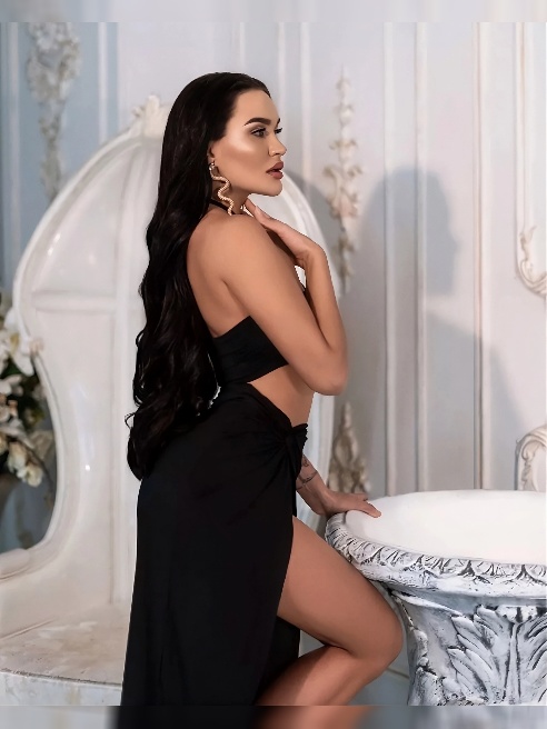 Роскошная спутница для особых моментов



✨ Твой статус заслуживает достойного сопровождения





"Утонченная, стильная, с безупречным вк...