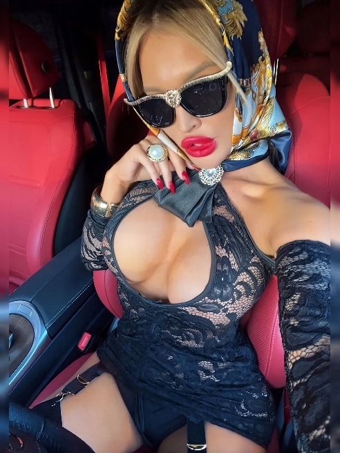 NEW грудь 6 РАЗМЕРА😱Самая SEXY💦 блонди. ЗАВИСНЕМ И ЗАЖЖЁМ💋См.видео😊 Звони мне и пиши what’s app/sms и попадёшь в РАЙ 💦 😍INST:soffochka777...