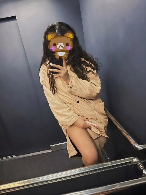 Привет! Я Джули-Джулия🌸 невероятно яркая натура 😌.
Обожаю физическую близость и все её разнообразия! 😍🔥 Нежные и эмоциональные момент... Привет! Я Джули-Джулия🌸 невероятно яркая натура 😌.
Обожаю физическую близость и все её разнообразия! 😍🔥 Нежные и эмоциональные момент...